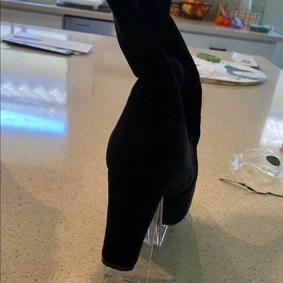 Vepose Black Heeled Boots for Women - Picture 7 of 10